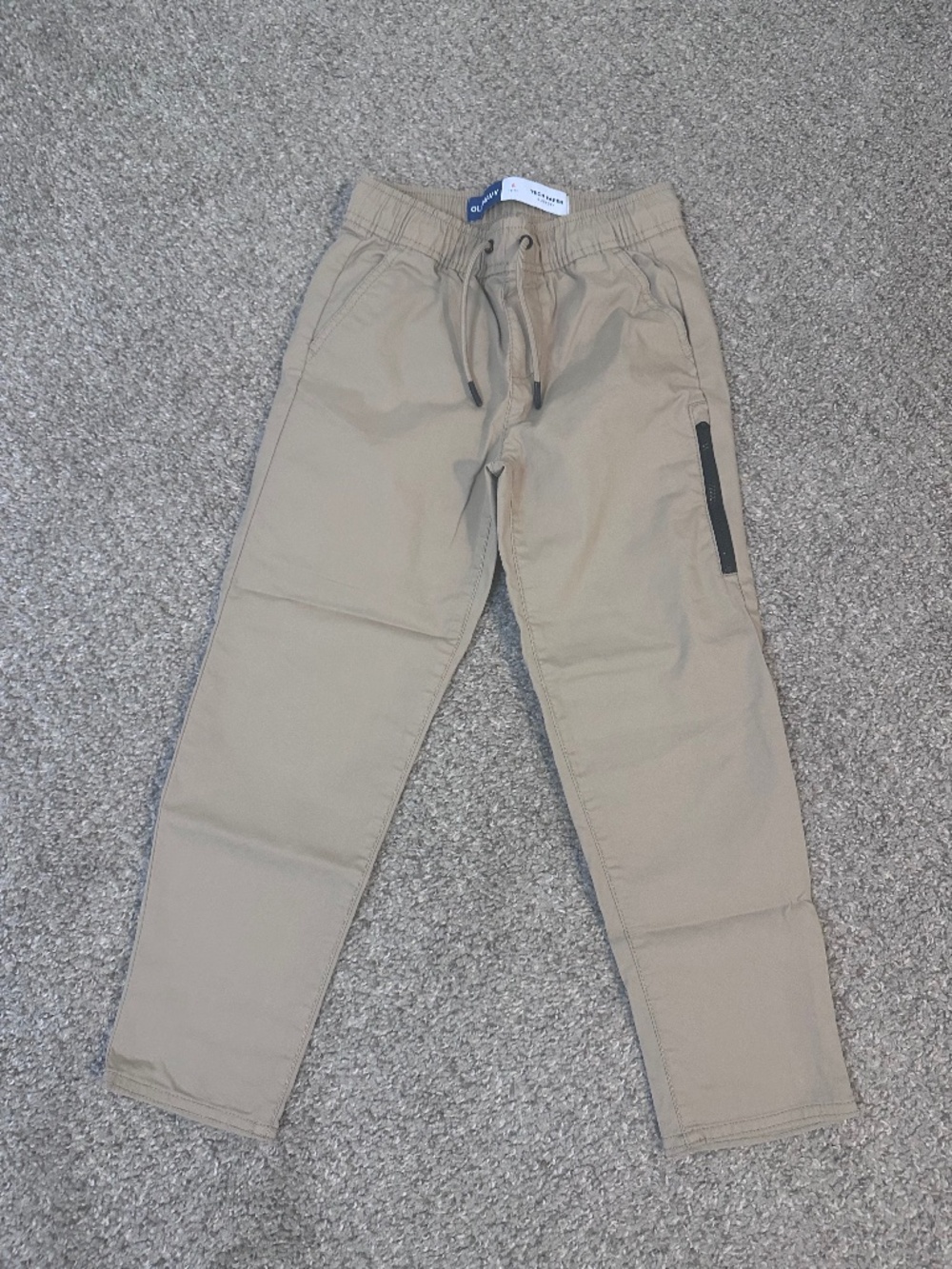 Old Navy Boys Size Small (6-7) Khaki Tech Taper Quick Dry Pants